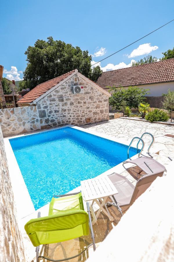 Holiday House Manuela Kruševo Kültér fotó