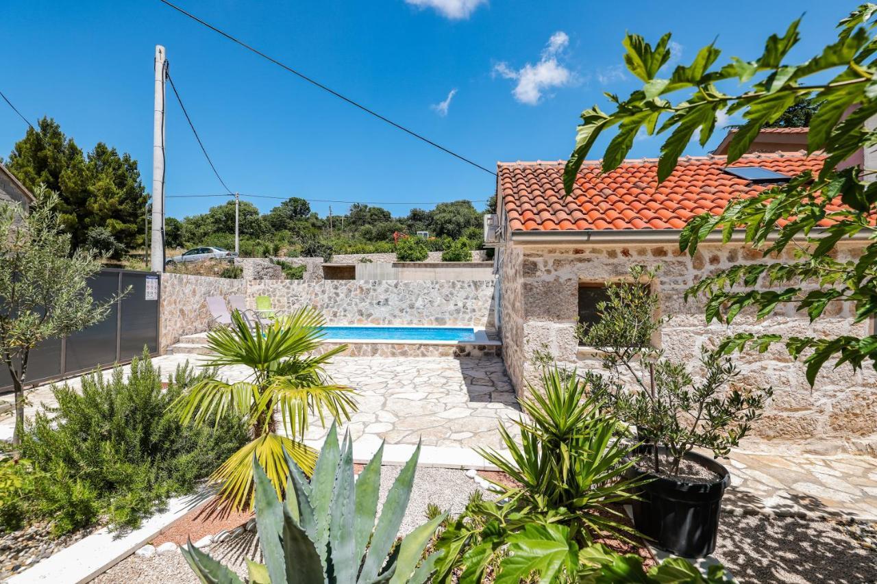 Holiday House Manuela Kruševo Kültér fotó